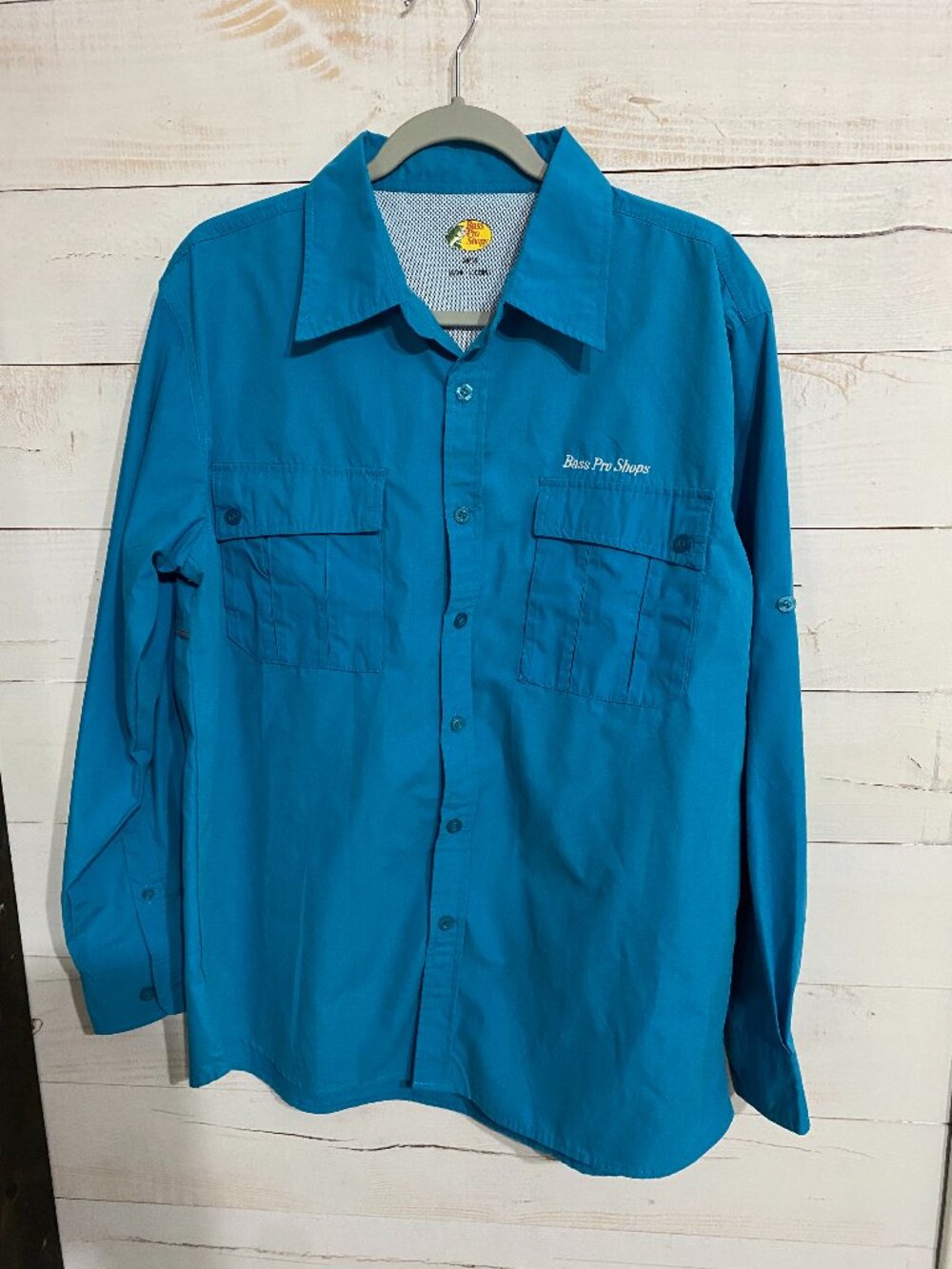 Bass Pro Shops Men's Blue Vented Long Sleeve Fishing Shirt Medium